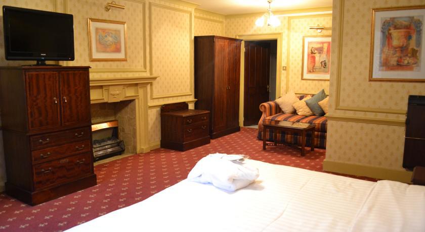 The Westland Hotel London Room photo